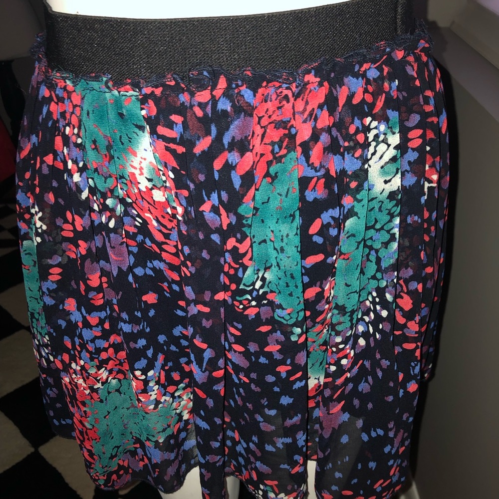 Forever 21 multi colored skirt w/elastic waist - Picture 2 of 6